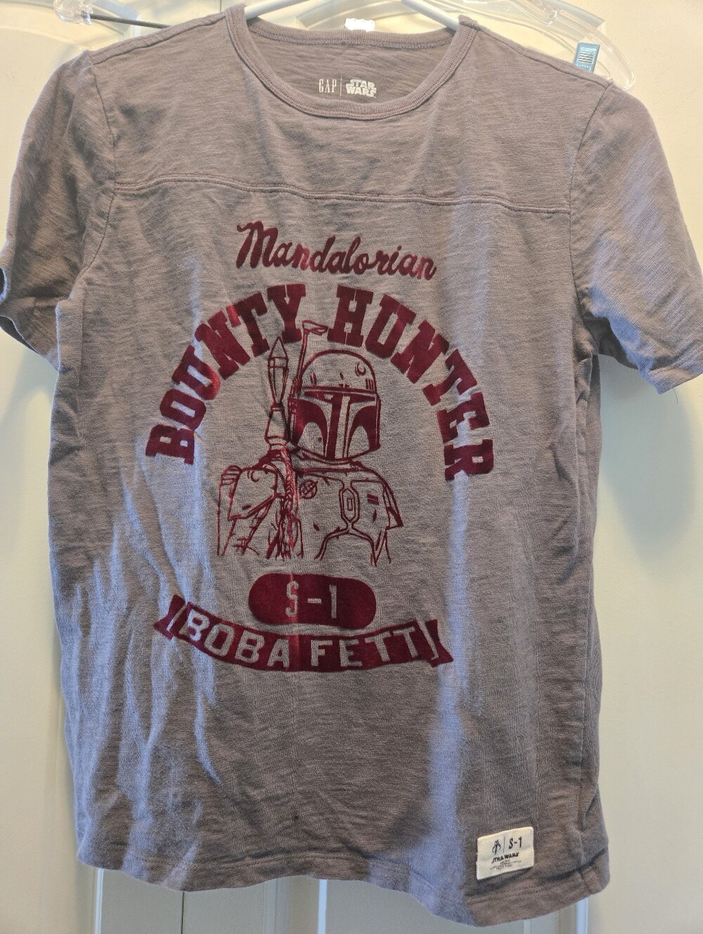 GAP Gray Kids Tee with Red Boba Fett 'Bounty Hunter' Graphic